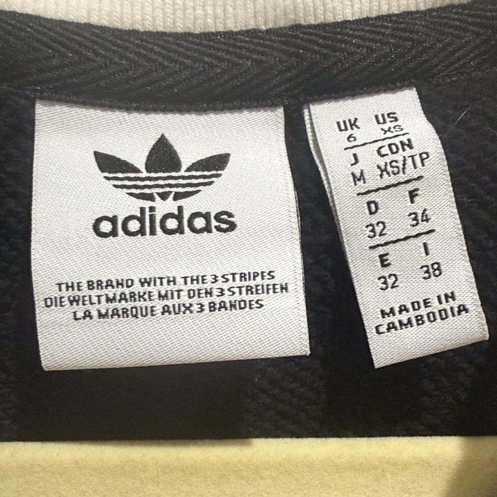 adidas Black & White Cropped Trefoil Pullover - Picture 2 of 6